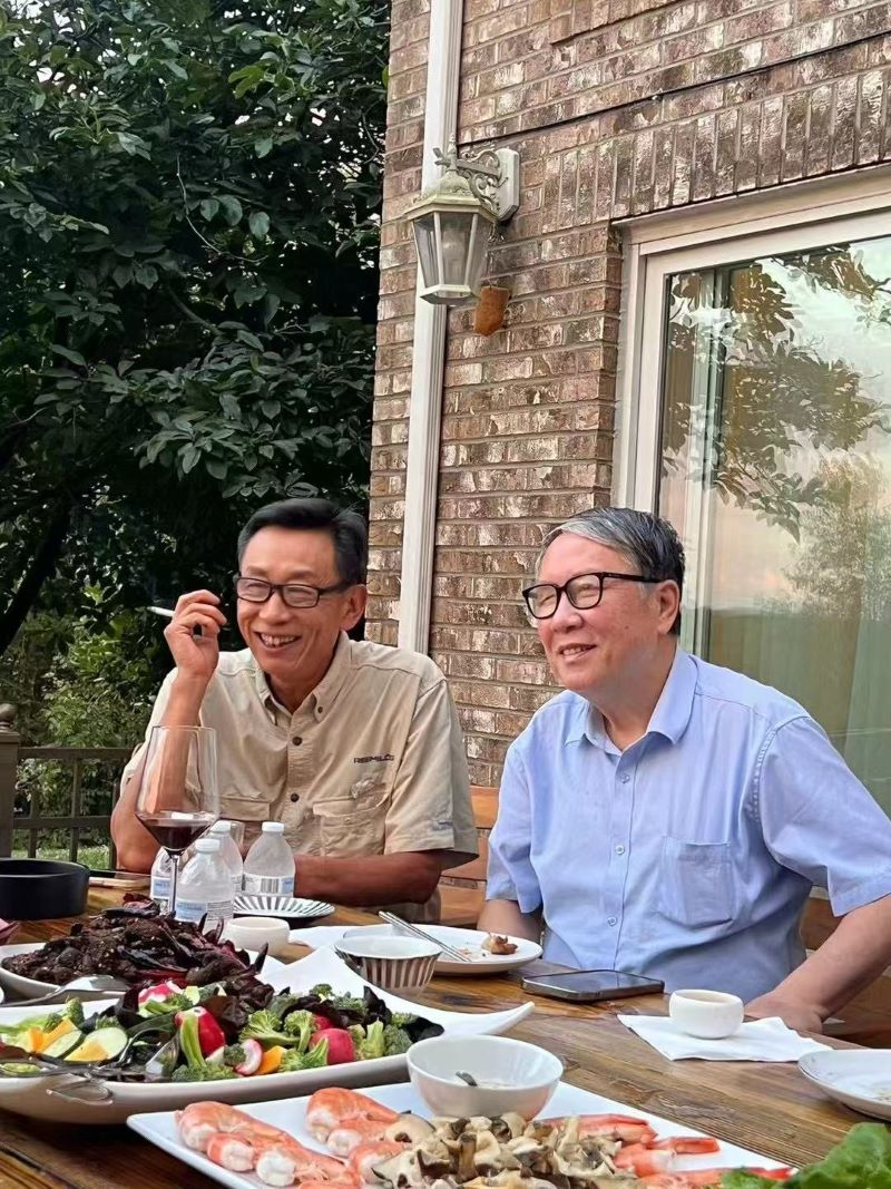 黑峰与秦晖.jpg